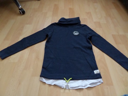 Pullover hoodies 1 - 4, pullover/hoodies